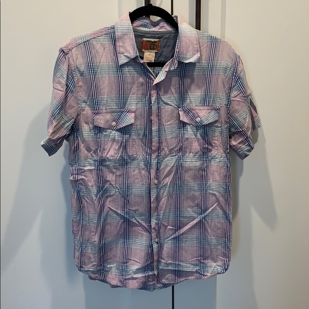 Men’s short sleeve button down